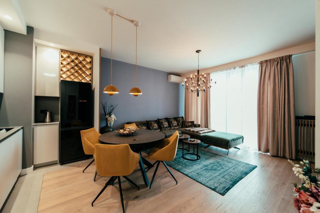 Waterfront Luxury Suites Belgrade Exterior photo